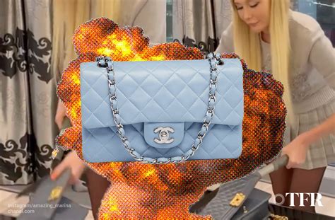 russia chanel bag|Russian influencers destroy Chanel bags to protest compliance .